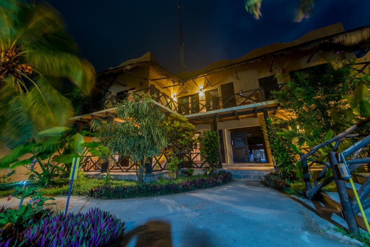 Hotel Luna De Plata マアウアル エクステリア 写真